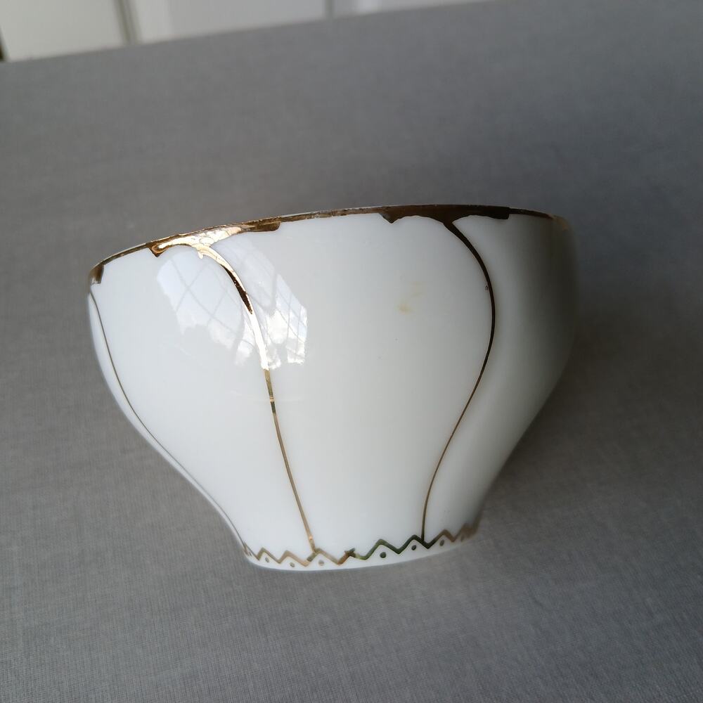 Inarco INA5 teacup replacement porcelain china white hand painted gold - Picture 7 of 11